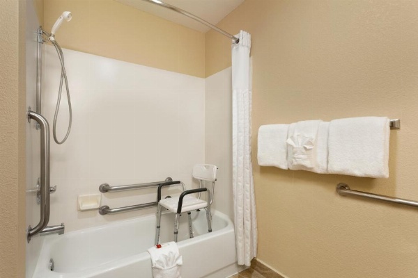 Baymont by Wyndham Salina image 12